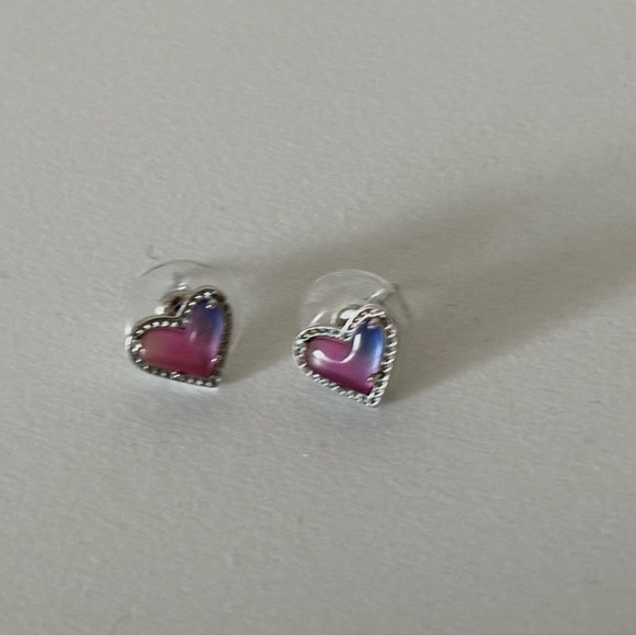 Kendra Scott Jewelry - Kendra Scott Silver and Pink Heart Earrings
